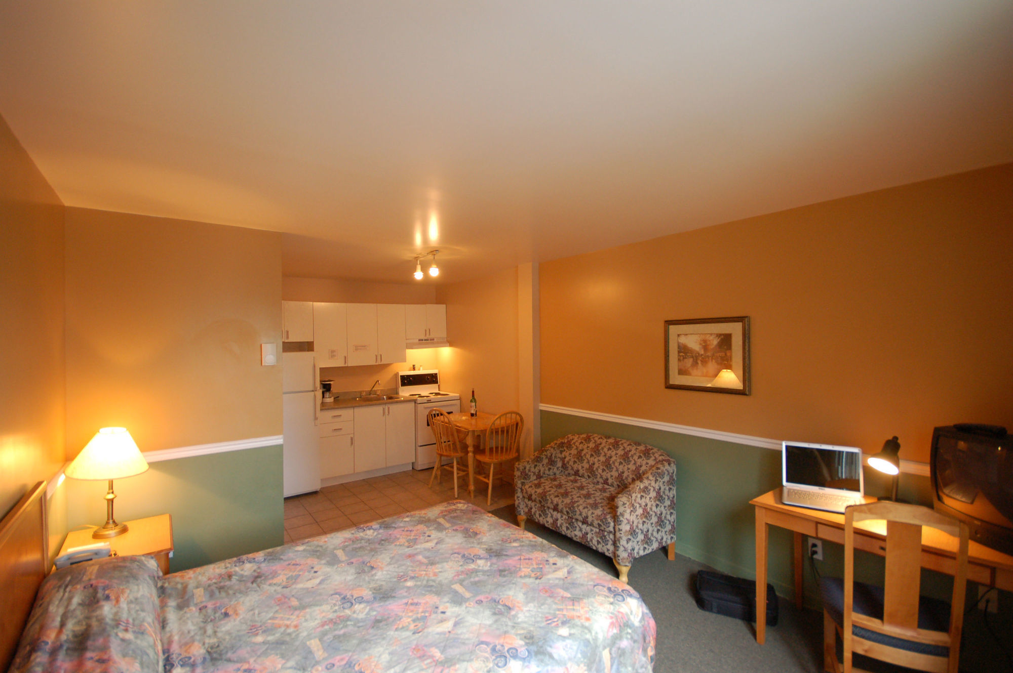 Hotel Le Roberval Montréal Szoba fotó